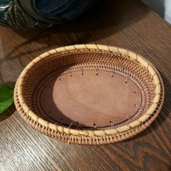 Vintage Indonesia Lombok Wood Rattan Carved Frog Lidded Basket Trinket Box 6" - Picture 4 of 9